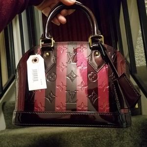 Alma Like New Limited Edition Valentine BB Rayure